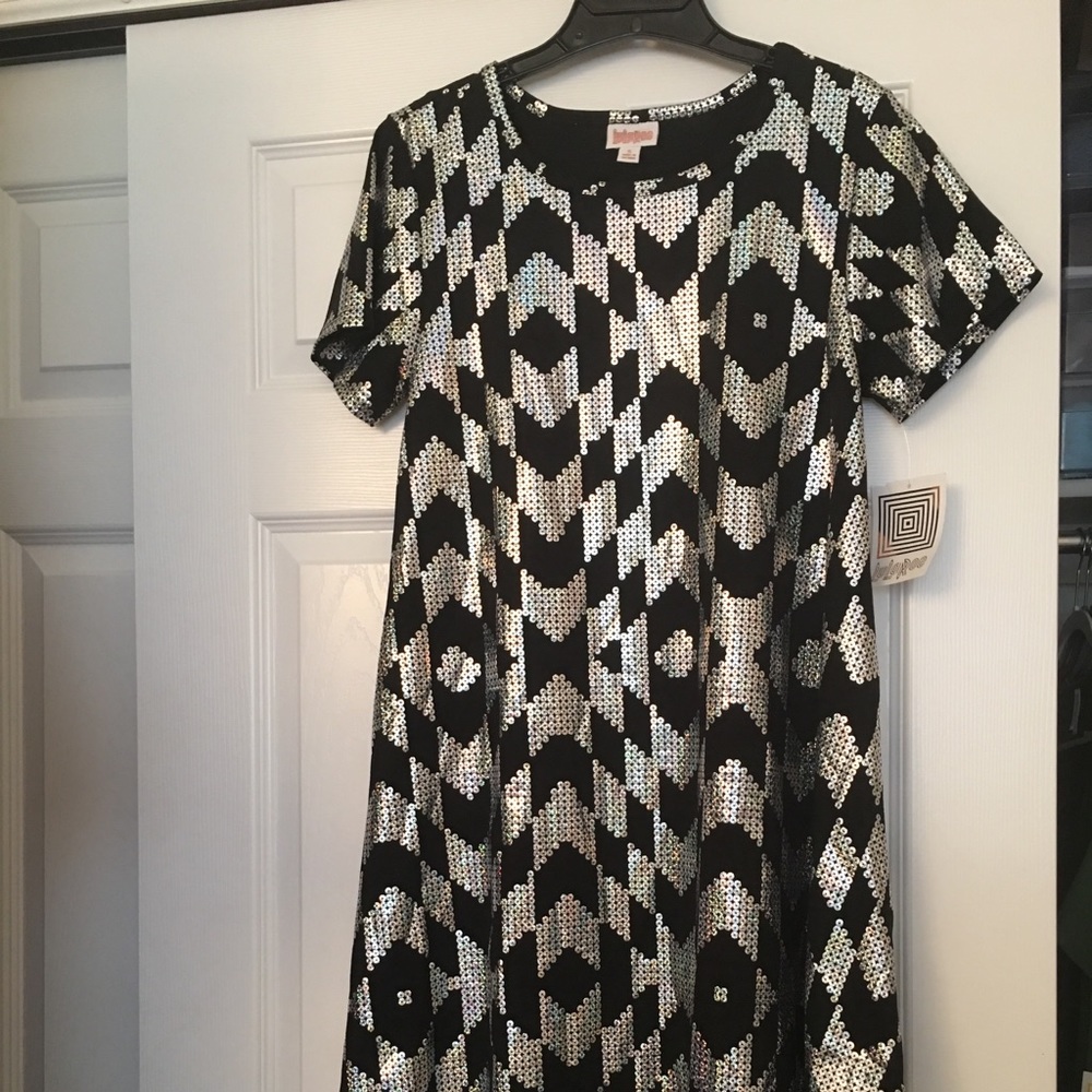 Nwt lularoe elegant small carly